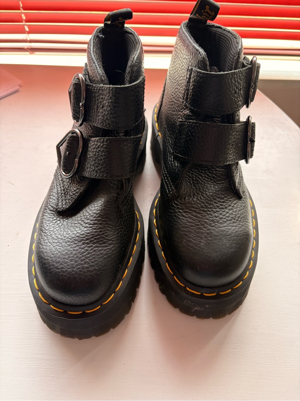 💚Dr. Martens Devon Heart Black Leather Ankle Boots with Silver Heart Buckles - Picture 2 of 6